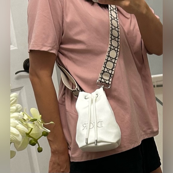 Dior drawstring pouch - Picture 8 of 8